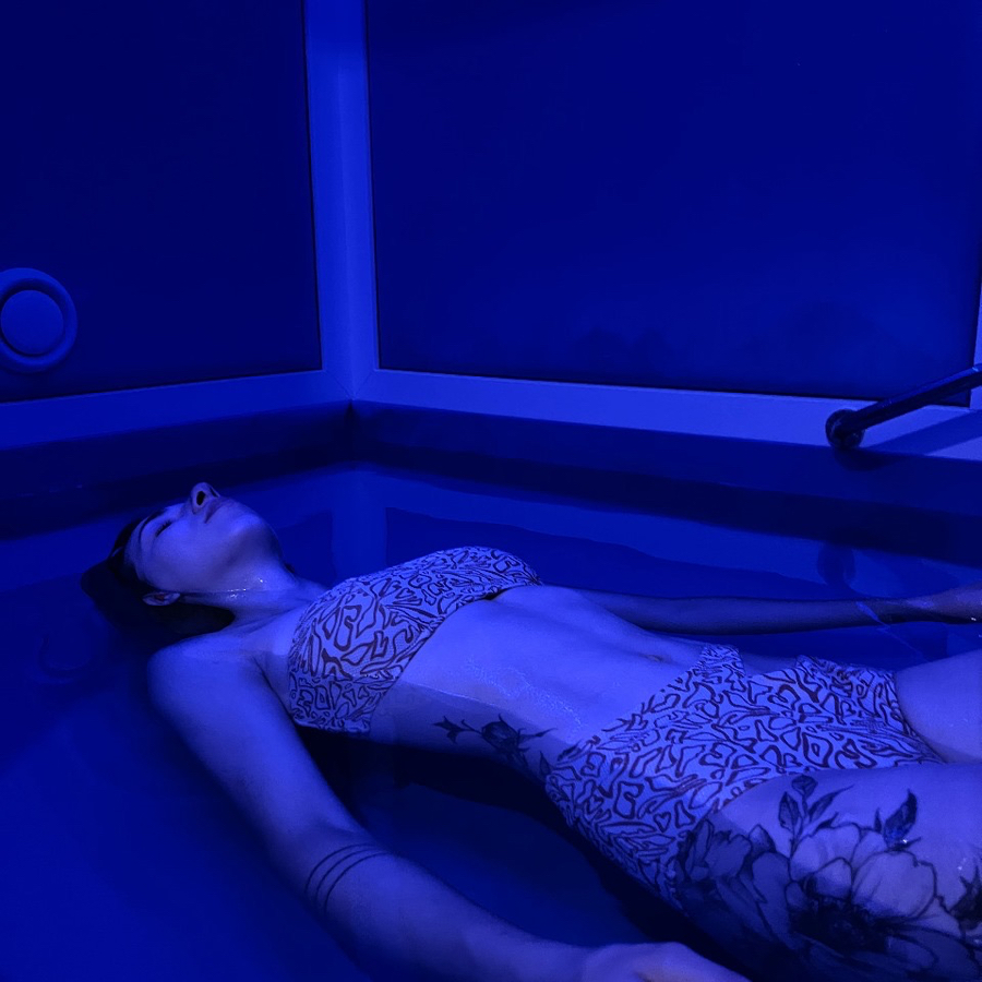 Флоатинг (1 час) в флоат-центрe DIVE