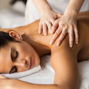  SPA-уход для коррекции фигуры с белой глиной и ламинарией «Магия моря» (курс)