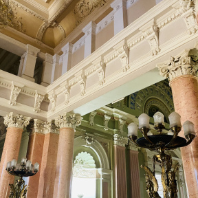 Экскурсия "Бриллиантовые тайники золотого магната" (3 персоны)