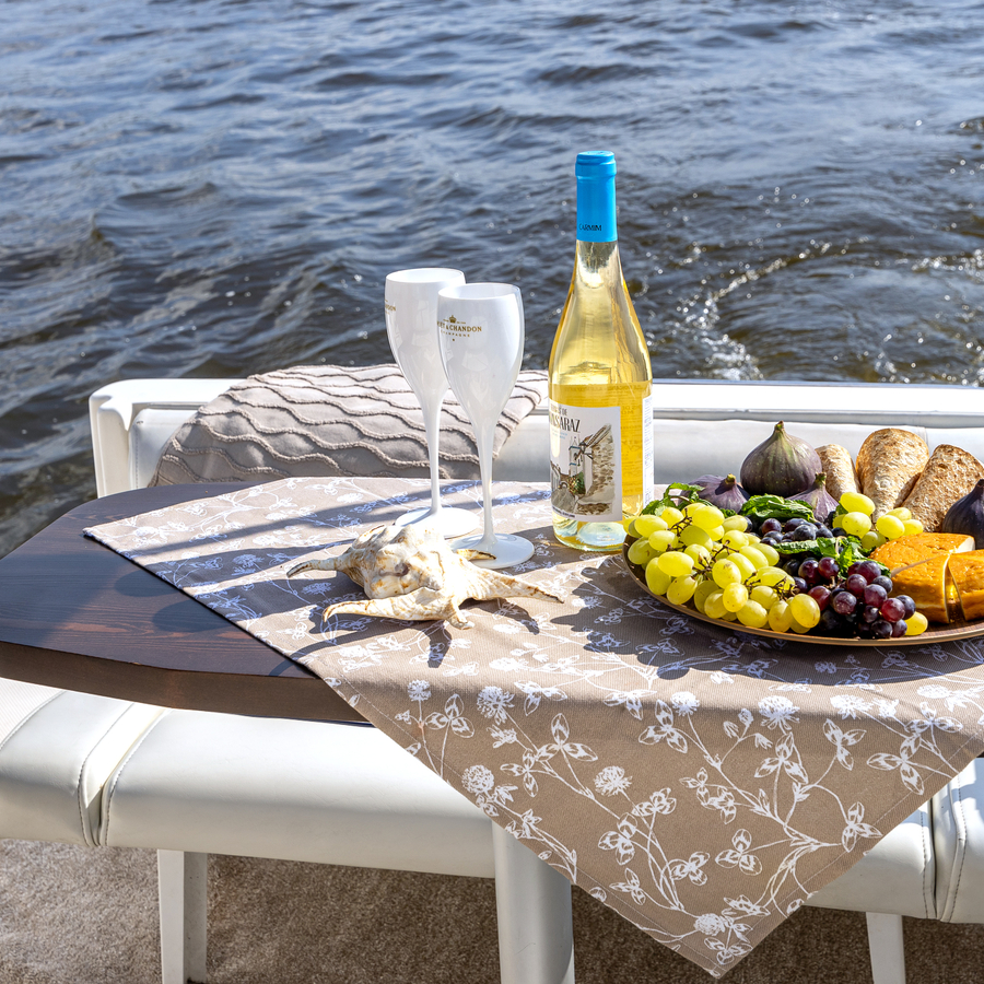 Яхта для влюбленных (3 часа)