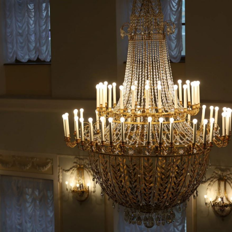 Экскурсия "Ночь, улица, фонарь, библиотека" для компании