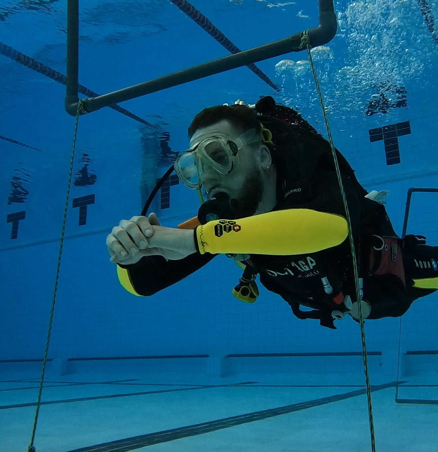 Начальный курс: Diver . Погружение в бассейн