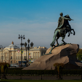 Экскурсия «Большое путешествие по Санкт-Петербургу». Экскурсия в музей Академии Художеств для семьи