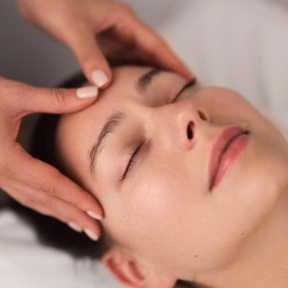 Медовый массаж лица + векторный массаж лица.