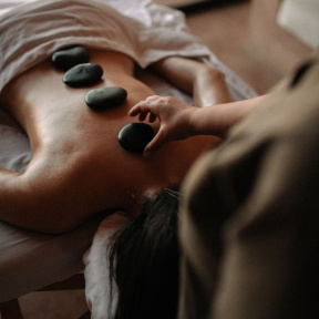 Массаж горячими камнями (1 час)