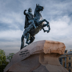 Обзорная экскурсия по Петербургу с Исаакиевским собором. Экскурсия в Эрмитаж