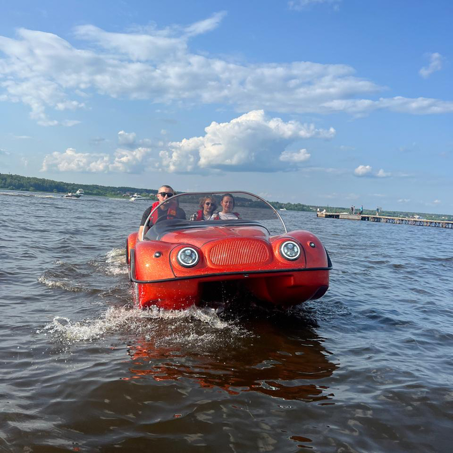 Aquacar - аренда водного кабриолета в Вейкклубе EASYWAKE