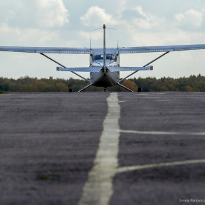 Экскурсионный полет на самолете Aquila A210 (30 минут)