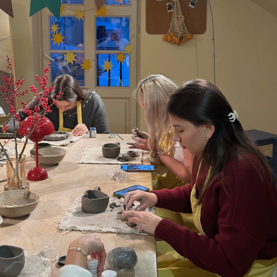Мастер- класс по лепке из глины для двоих