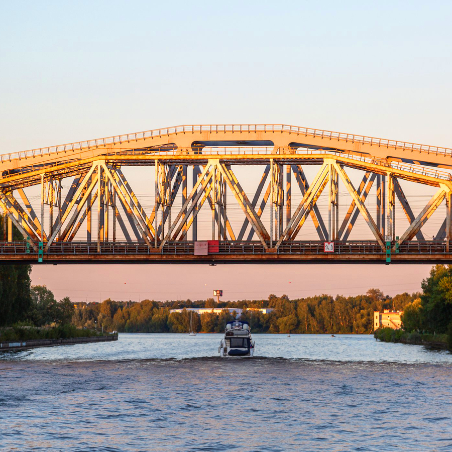 Закат на яхте для влюбленных (3 часа)