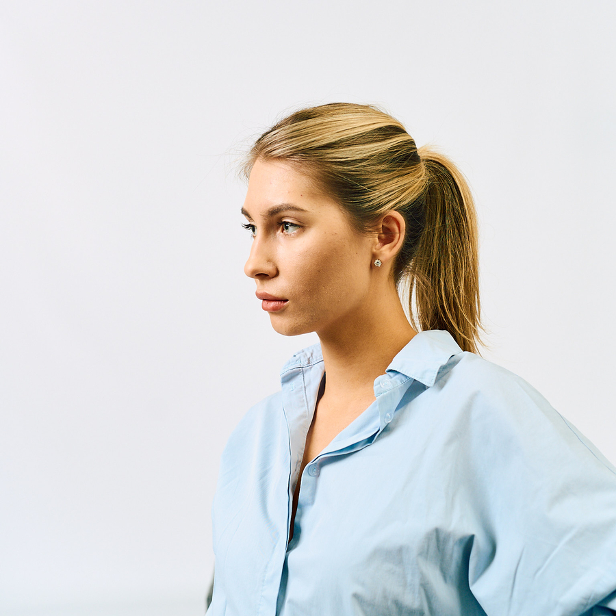 Экспресс-фотосессия с пультом и зеркалом в студии автопортрета