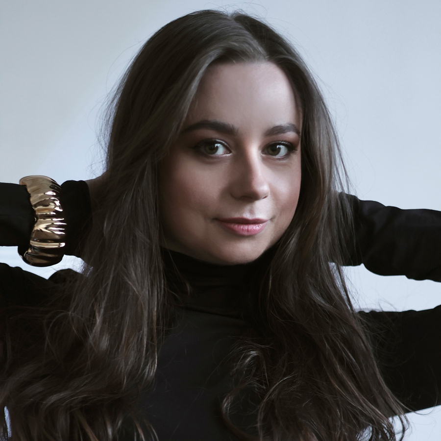 Индивидуальная фотосессия с визажистом