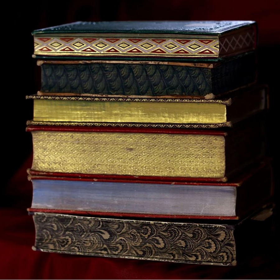 Экскурсия "Тайны книжного шкафа" для двоих