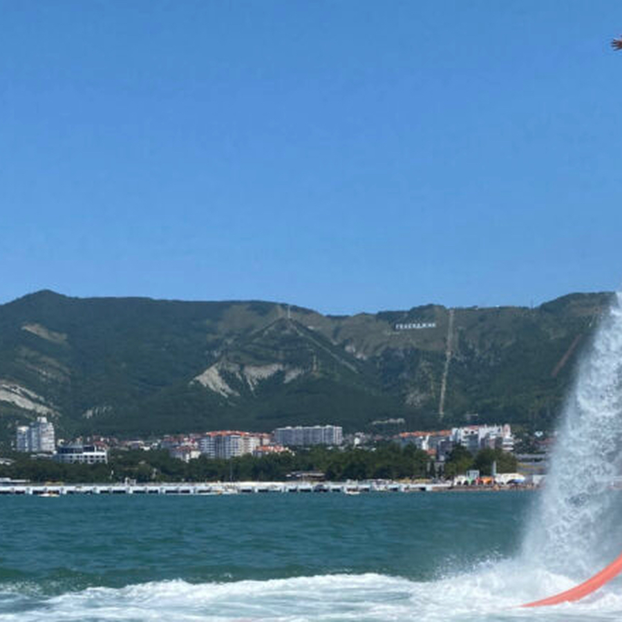 Полет на флайборде для двоих (45 минут)