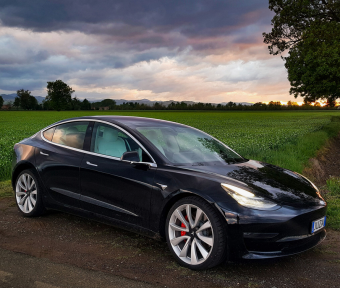 Драйв-тест автомобиля Tesla 3 (1 мотор) 2 часа