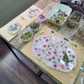 Мастер-класс «Сырная тарелка (овальная 34 см) + 2 подстаканника с сухоцветами» для двоих