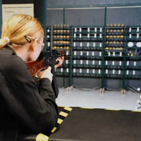 Стрельба из автомата в стрелковом клубе "Shooter" 100 выстрелов 