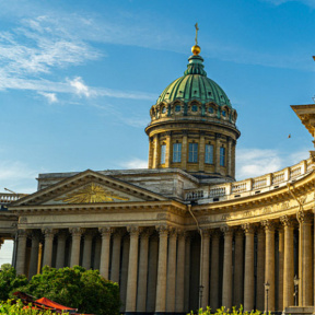 Обзорная экскурсия по Санкт-Петербургу для семьи