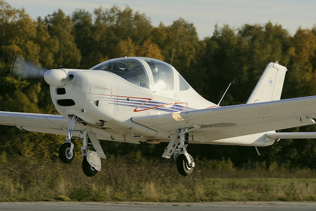 Урок пилотирования на самолете Cessna-152 (20 минут)