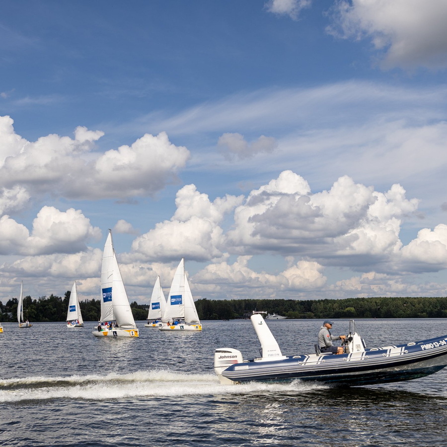 Яхта для компании (2 часа)