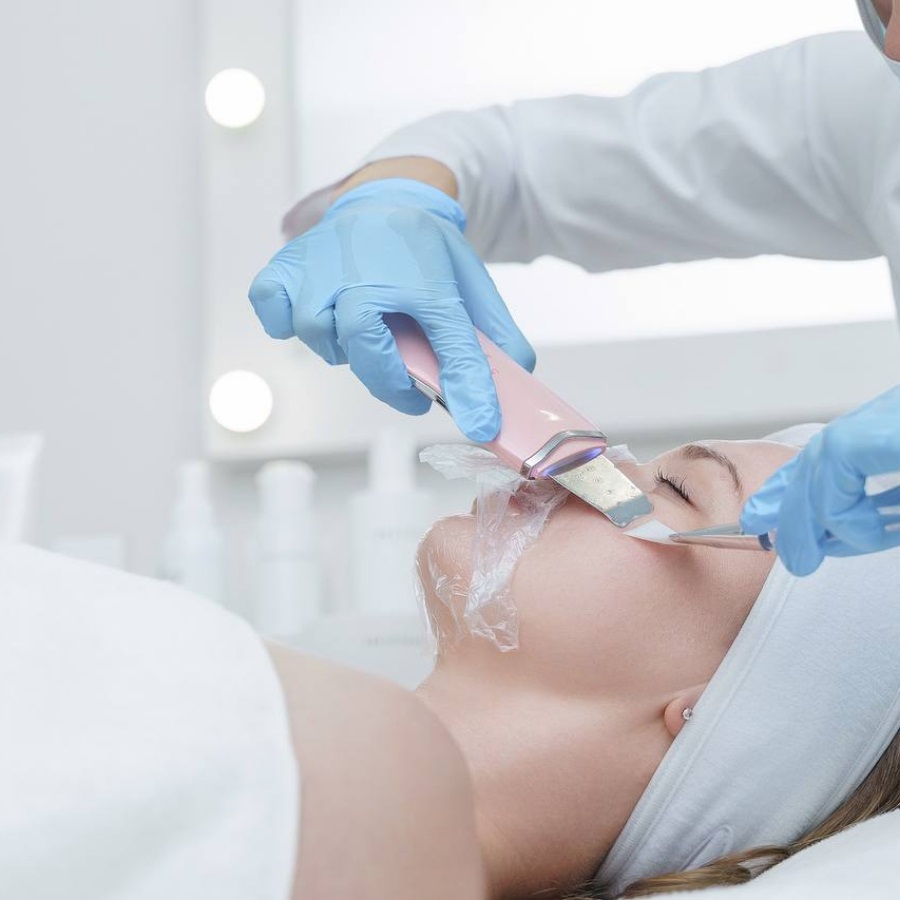 Ультразвуковая чистка лица 