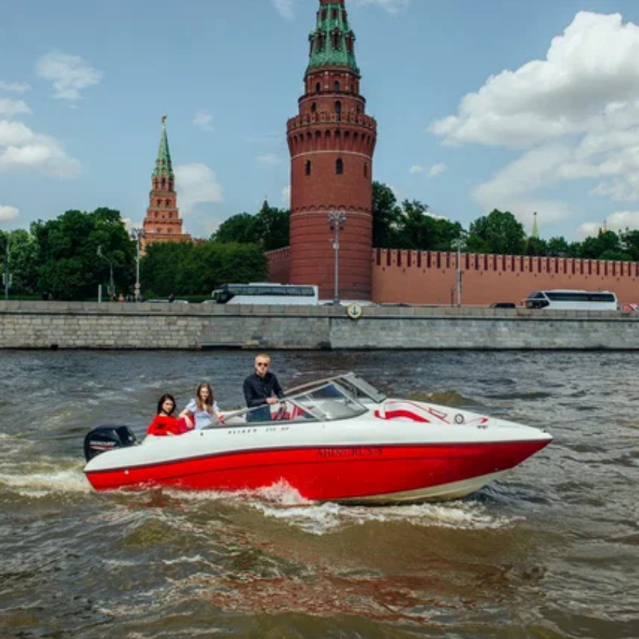 Аренда катера "Стремительный" (120 минут)
