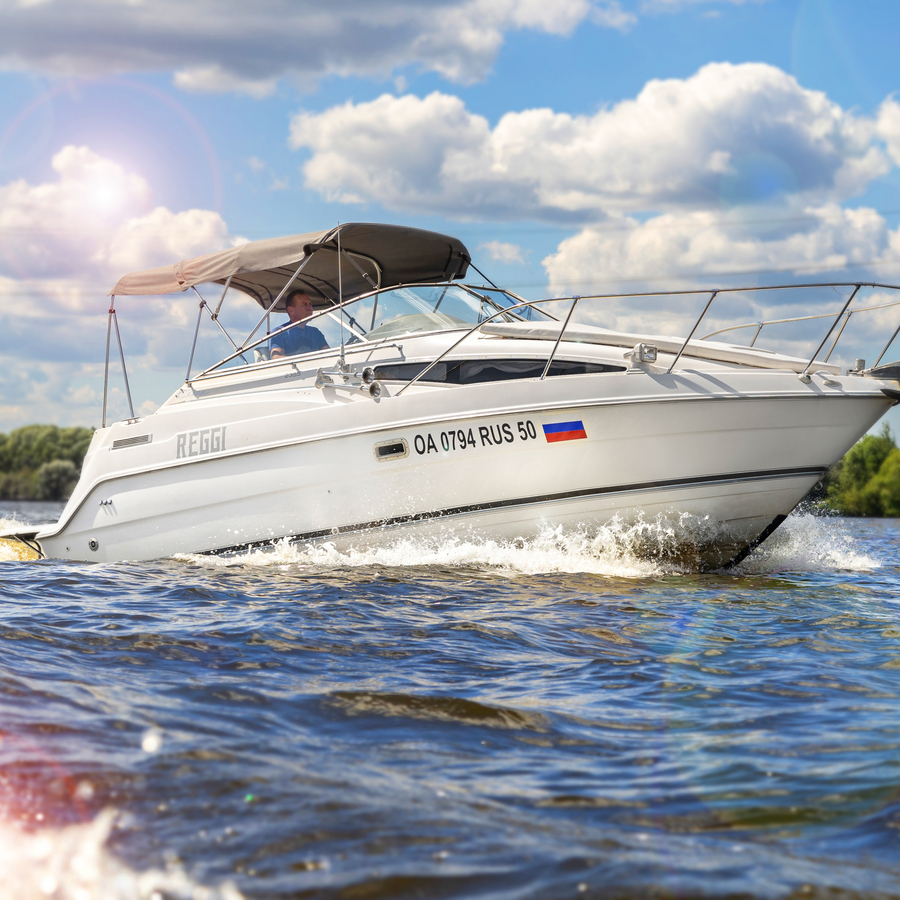 Мальчишник на яхте (2 часа)