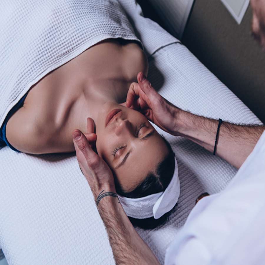 Сеанс флоатинга + массаж в Флоат-центре Тишина