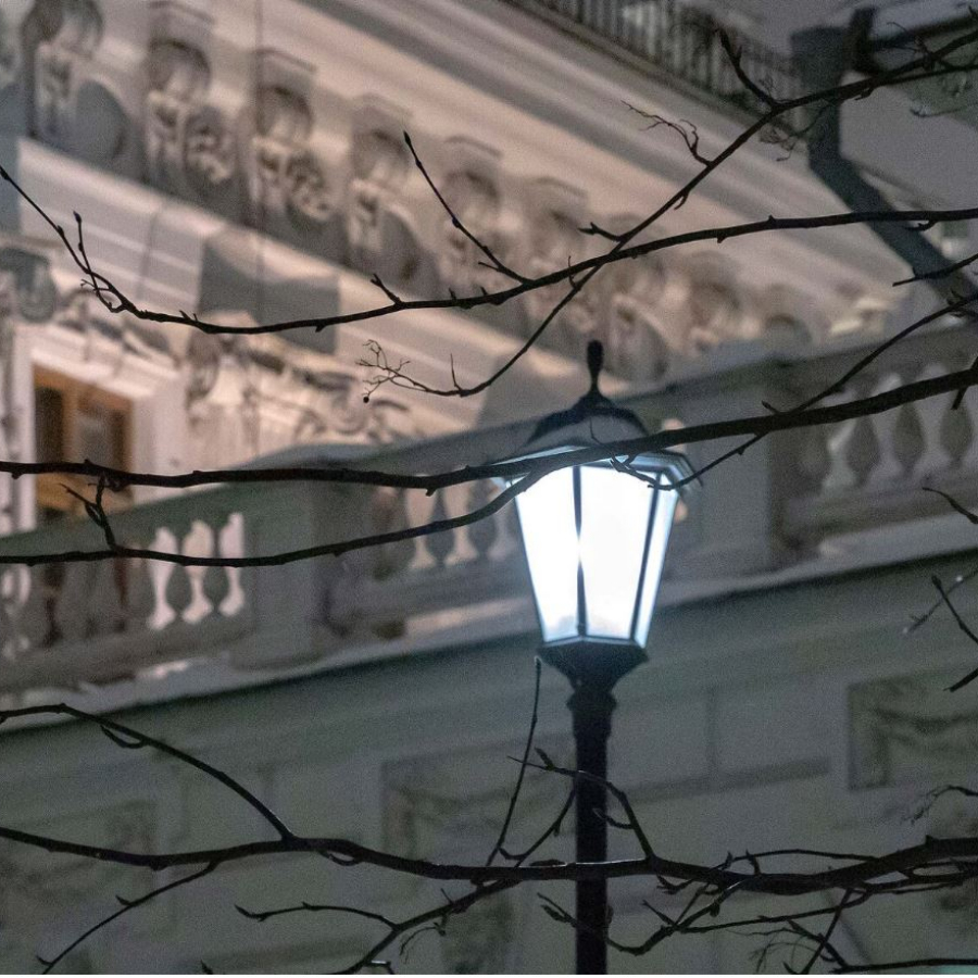 Экскурсия "Ночь, улица, фонарь, библиотека" для двоих