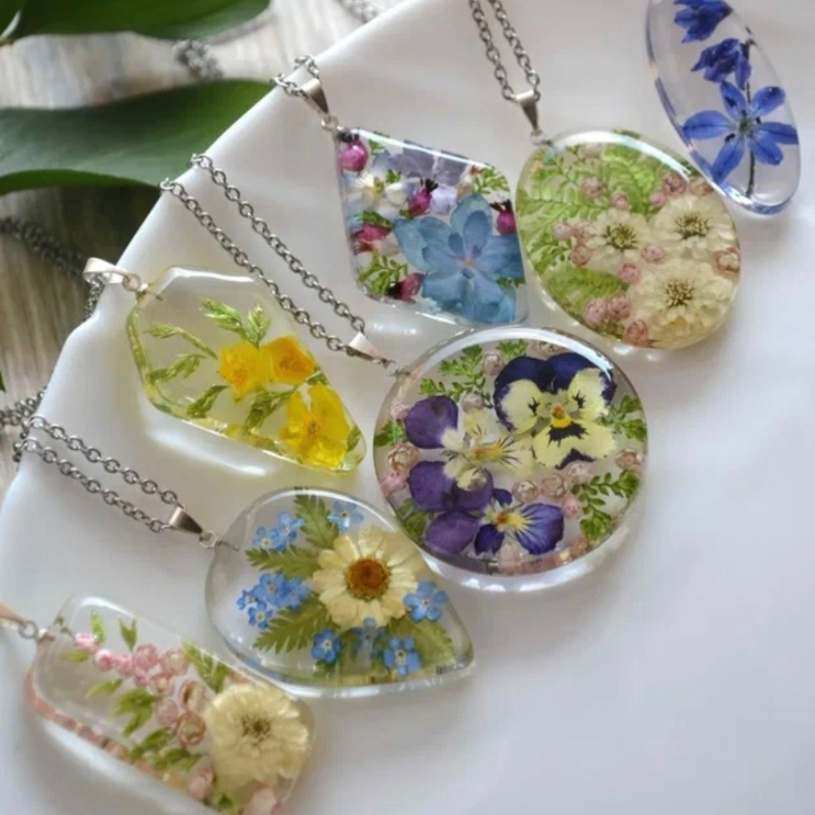 Мастер-класс «Украшения из эпоксидной смолы. Сережки+пусеты»