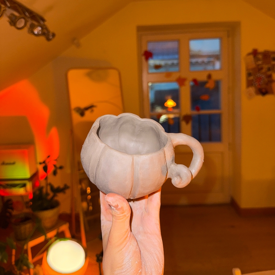 Индивидуальный мастер- класс по лепке из глины