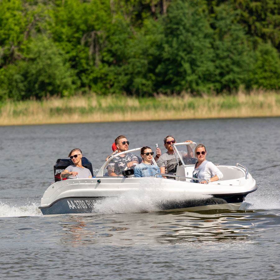 Аренда катера без капитана