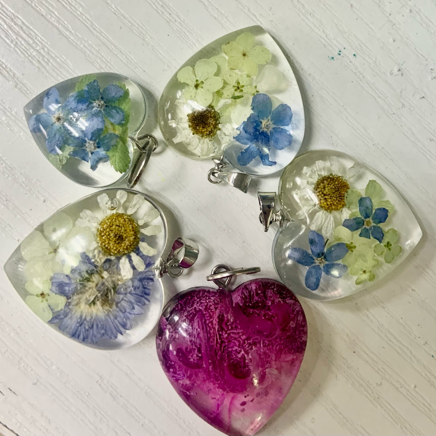 Мастер-класс «Украшения из эпоксидной смолы. Сережки+пусеты»