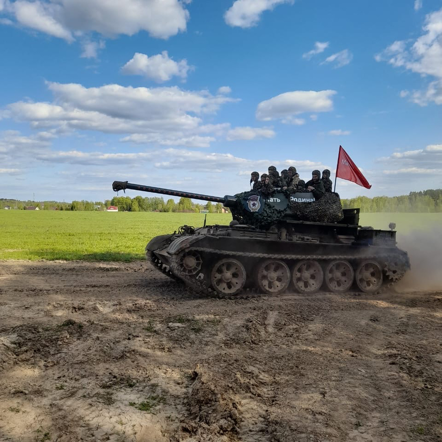 Катание на танке Т-34 "Мать -Родина"
