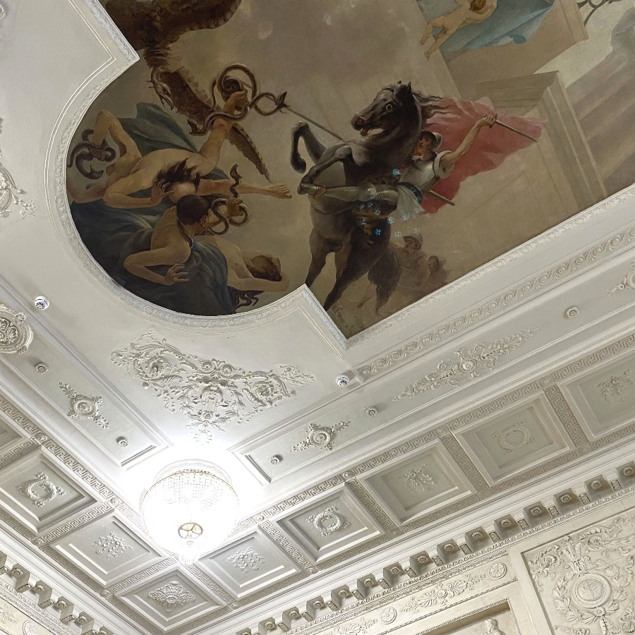 Экскурсия "Бриллиантовые тайники золотого магната" (4 персоны)