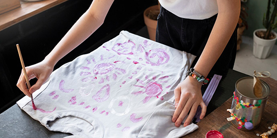Батик: техника росписи на ткани